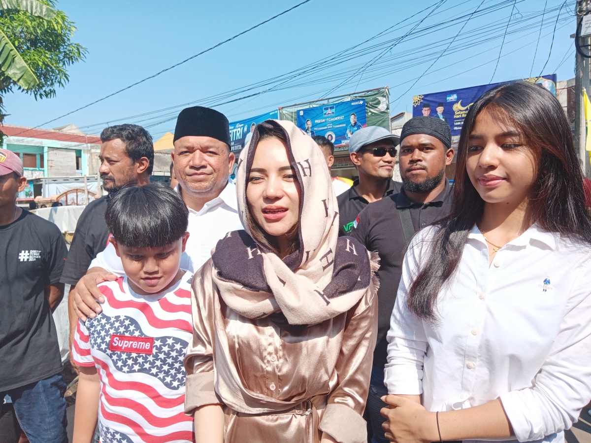 Serahkan Dua Ekor Sapi Kurban, Bacaleg Perindo Maknai Idul Adha sebagai Ibadah Sosial