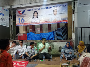Bacaleg Partai Perindo Diska Resha Putra Perkenalkan Diri ke Warga RW 02 Manggarai