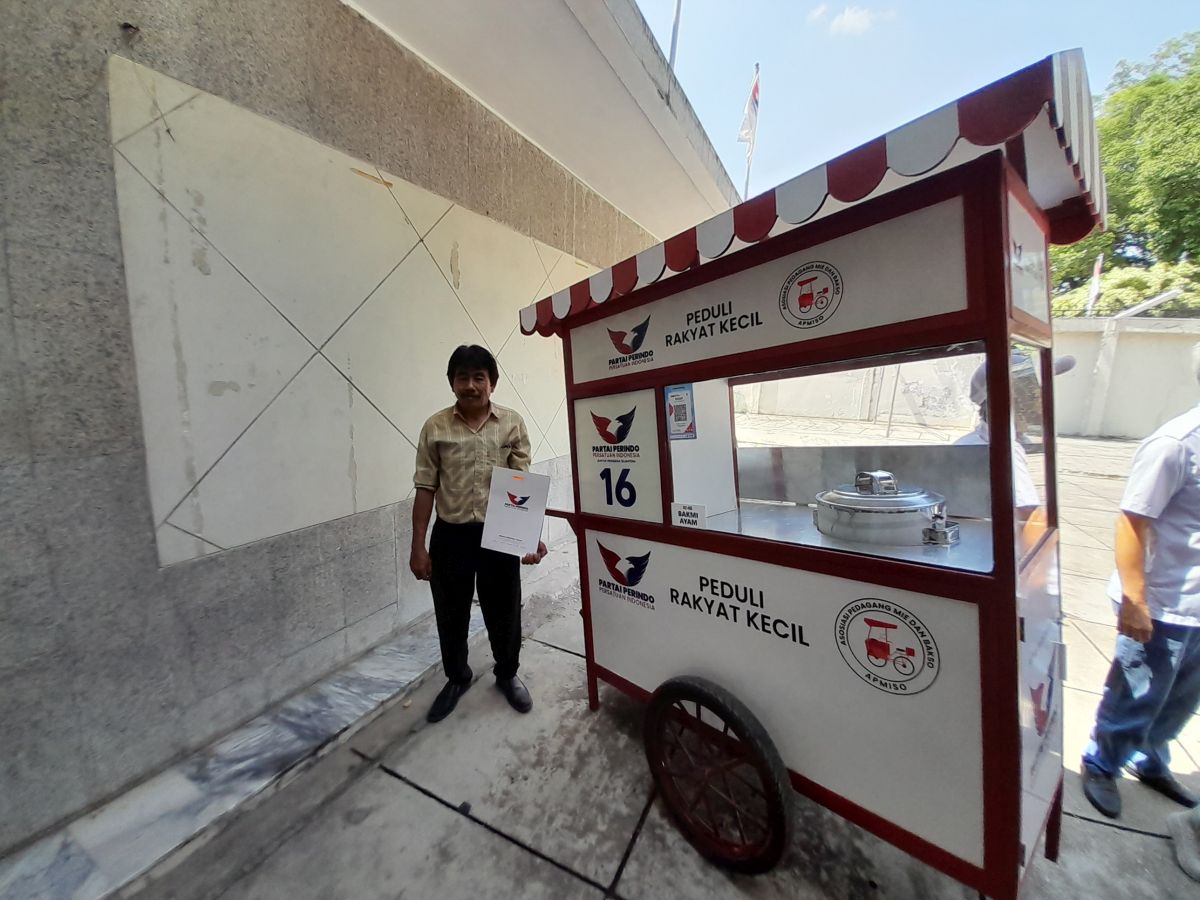 Cerita Penerima Bantuan UMKM Partai Perindo: Dulu Punya Gerobak tapi Tak Ada Rodanya