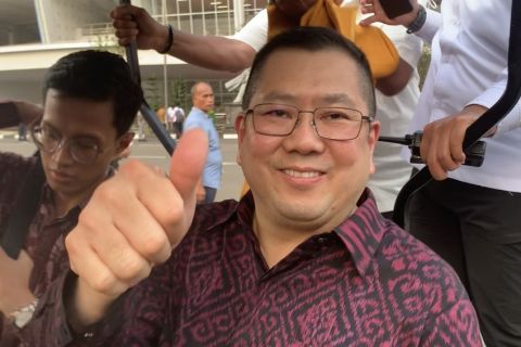 Hadiri Puncak HUT ke-77 Bhayangkara, HT Sanjung Prestasi Polri 