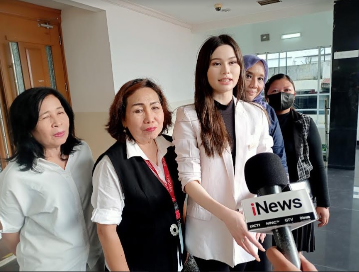 Hadiri Sidang Kekerasan Seksual Anak, Miss Global Indonesia: Gerakan RPA Perindo Semakin Luas