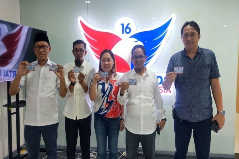 Target Kursi Pimpinan DPRD, Partai Perindo Sulteng Luncurkan Kartu Anggota Berasuransi
