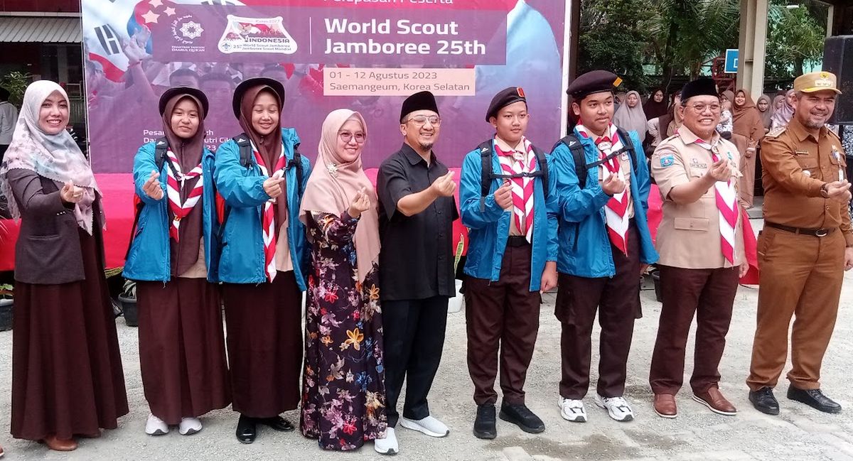 Lepas Kontingen Darul Quran ke Jambore Dunia Korsel, Ini Harapan Bacaleg Partai Perindo Ustaz Yusuf Mansur