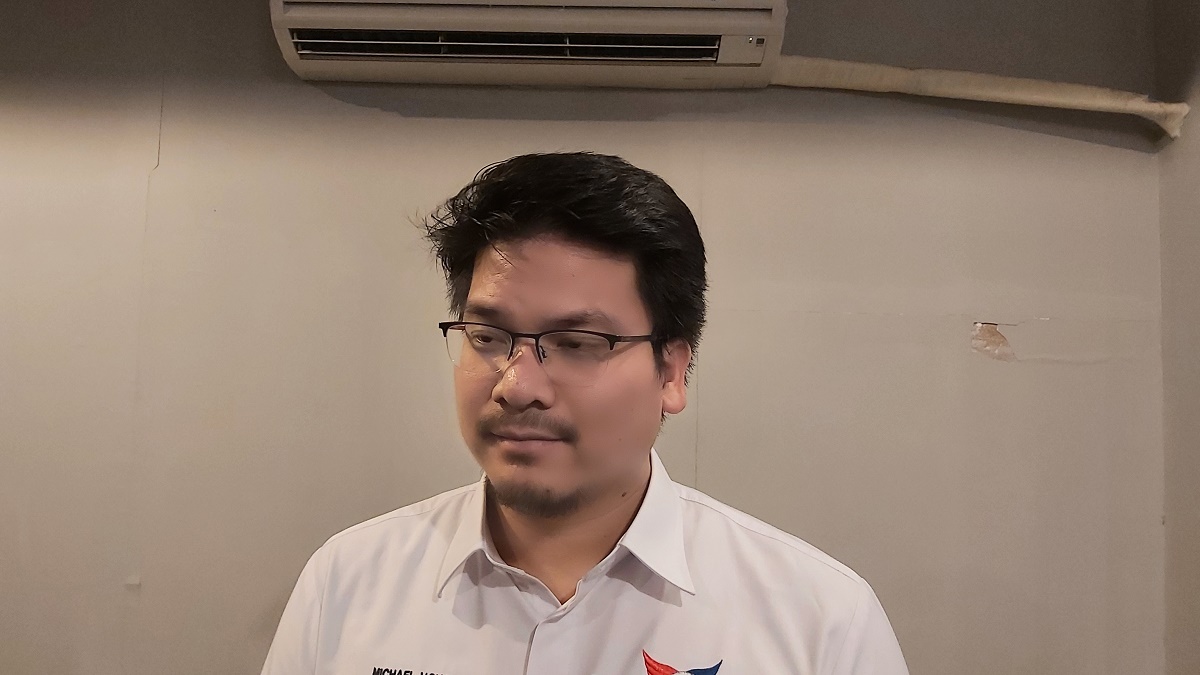 Michael Sianipar Ajak Pemuda di Surabaya Terlibat dalam Ekonomi Indonesia