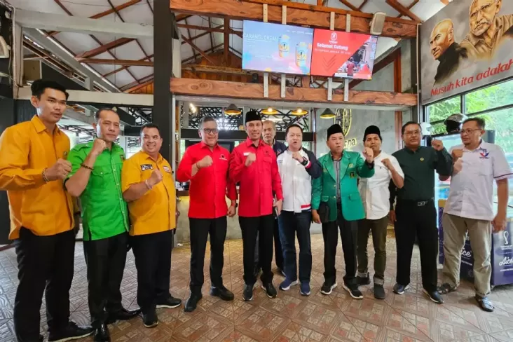 Hasto PDIP Ajak Parpol Pendukung Ganjar Ngopi Bareng di Jambi, Hendri Attan Hadir