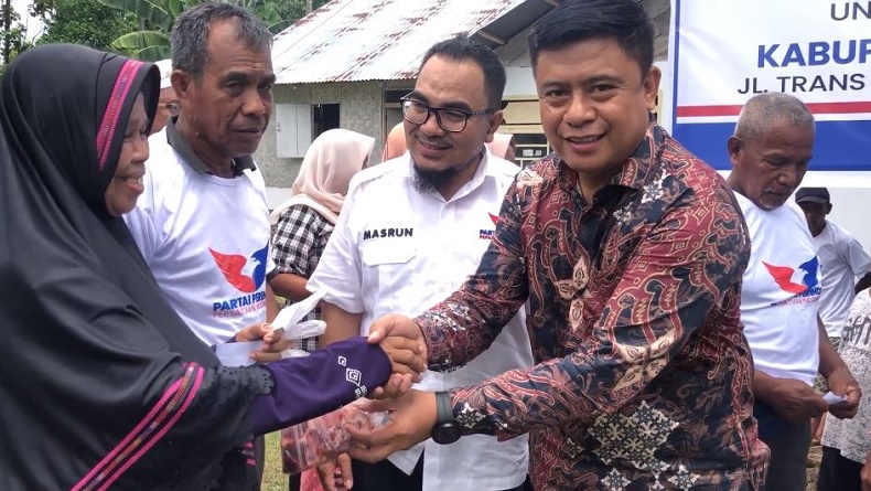 Partai Perindo Gorontalo Utara Bagikan Daging Kurban Sapi ke Masyarakat
