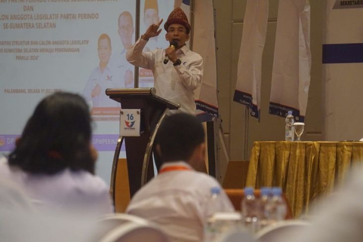 Politik Bukan Berada di Menara Gading, TGB Zainul Majdi: Kader Partai Perindo Harus Turun ke Rakyat 