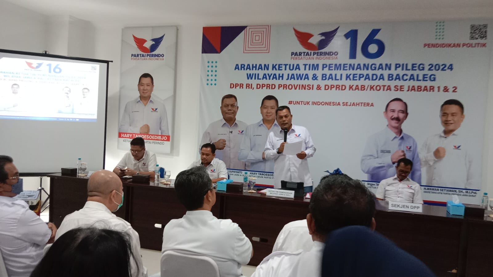 Ratusan Kader dan Bacaleg Partai Perindo di Jabar Ikuti Rapat Pemenangan, Bidik 10 Persen Suara