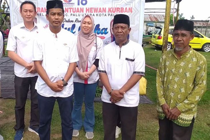Dapat Sapi Kurban dari Bacaleg Dapil 2 Palu, Warga Taipa: Terima Kasih Partai Perindo