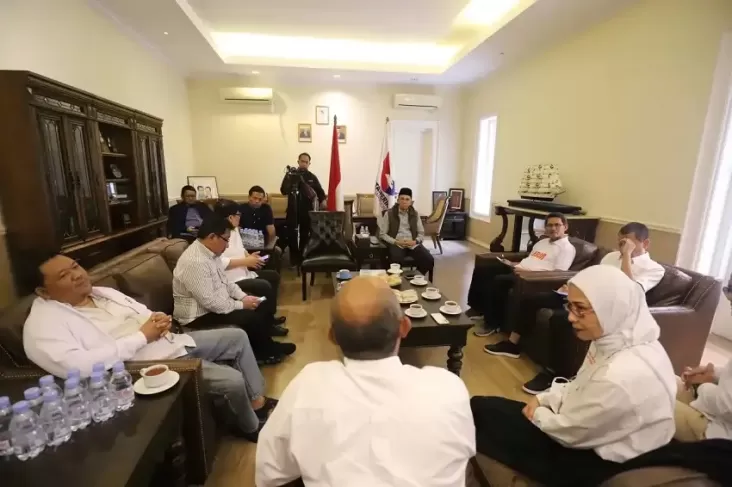 Bertemu TGB, Ketua Kibar Pastikan Seluruh Relawan Jokowi Dukung Penuh Ganjar di Pilpres 2024