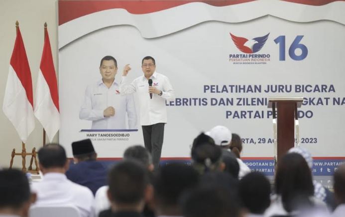 Beri Materi Pelatihan Jubir, Hary Tanoesoedibjo Tekankan Pentingnya Mengenal Lawan Bicara