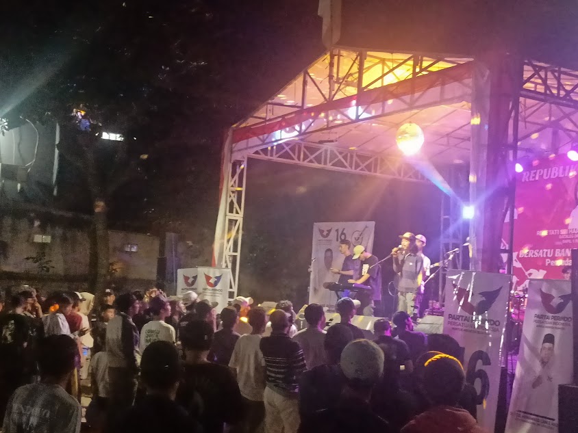 DPW Baja Perindo Jabar Gelar Pentas Seni di Depok, Warga Kampung Pulo: Terima Kasih