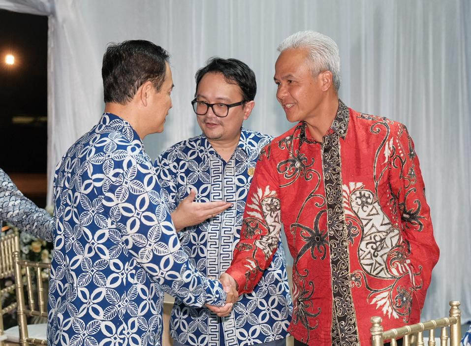 Ganjar Jajaki Kerja Sama Jateng dengan Negara-Negara ASEAN di Gala Dinner 55th AEM