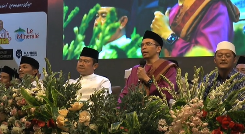 TGB Sebut Kampanye Pemilu di Kampus Berikan Pendidikan Politik Sehat ke Mahasiswa