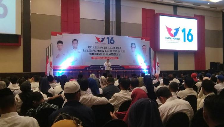 Konsolidasi Caleg Partai Perindo se-Sulsel, HT: Siapkan Mental untuk Bertarung