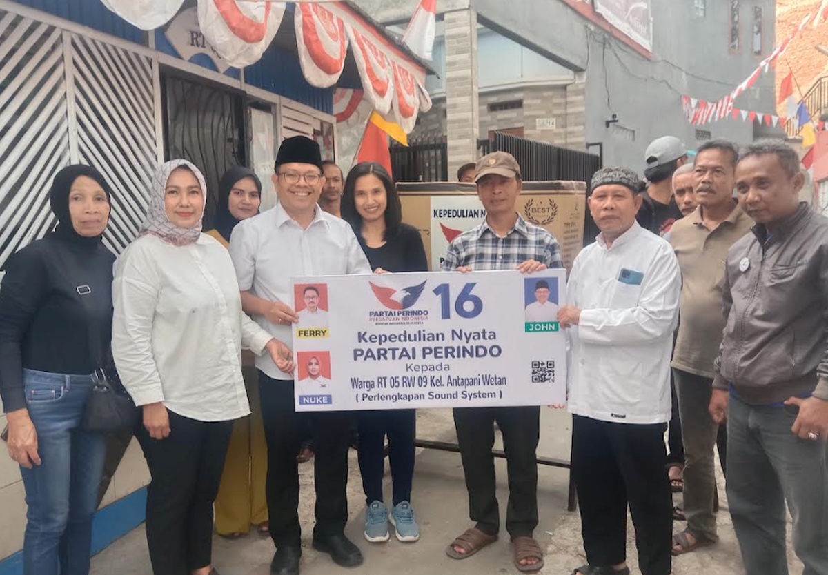 Penuhi Kebutuhan Warga Bandung, Bacaleg Partai Perindo: Mudah-mudahan Bermanfaat