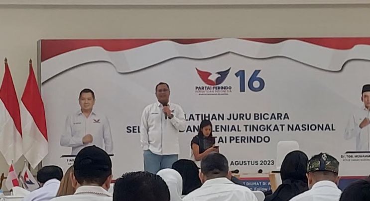 Sampaikan Materi Siaran Pers, Tama S Langkun Minta Para Jubir Perkuat Narasi