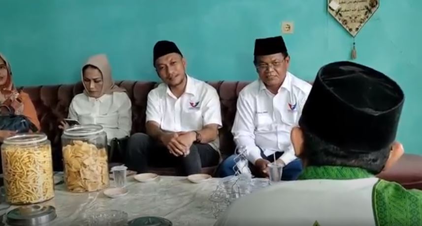 Sowan ke Pesantren Al-Mamuniah, Bacaleg Partai Perindo Abdul Khaliq Ahmad Minta Restu