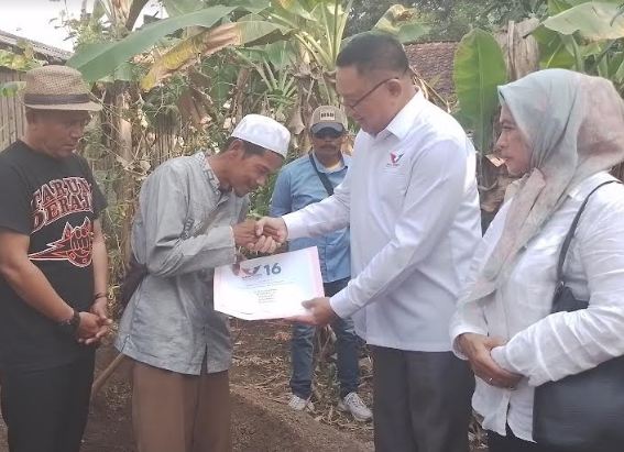 Dapat Bantuan, Korban Kebakaran di Cianjur Ucapkan Syukur dan Doakan Partai Perindo Menang