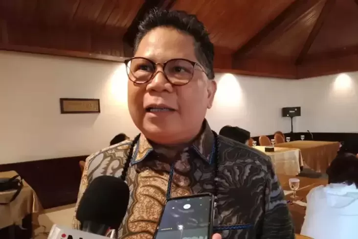 Bermanfaat Bagi Rakyat, Yerry Yawalujan: Yakin, Ganjar Lanjutkan Program Kartu Prakerja Jokowi 