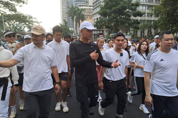 Ganjar dan Hary Tanoe Lari Pagi di CFD Jakarta, Didampingi Ayu Ting Ting 