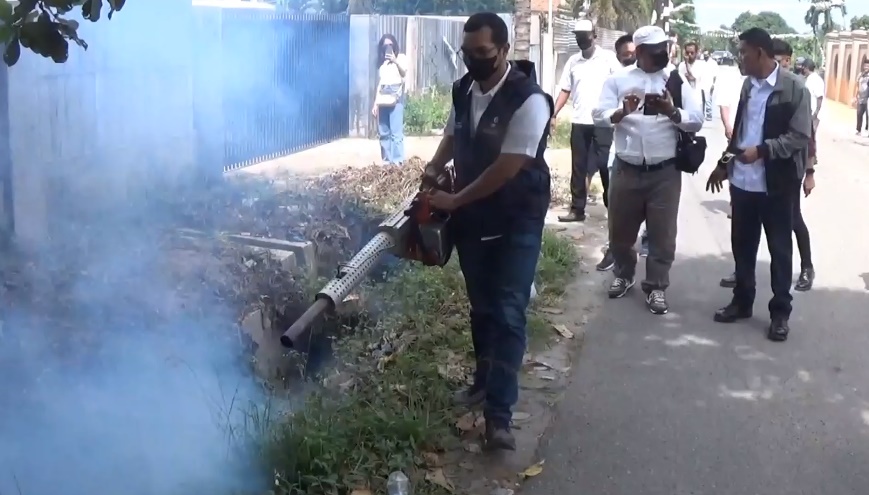 Bacaleg Partai Perindo Fogging Permukiman di Medan Sunggal
