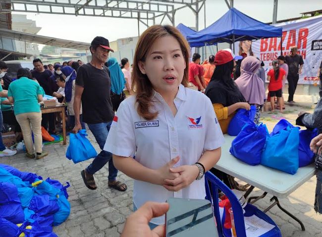Bacaleg Partai Perindo Yolanda Gelar Bazar Tebus Murah, Warga Berterima Kasih