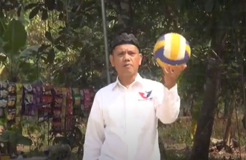 Bacaleg Partai Perindo Aa Oni Suwarman Buka Turnamen Voli di Subang