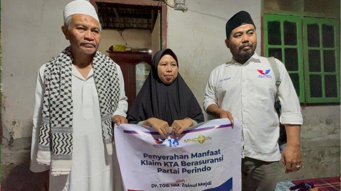 Meninggal karena Kecelakaan, Keluarga Zaenal Terima Santunan dari Partai Perindo Lombok Tengah