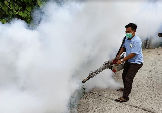 Cegah DBD, Partai Perindo Fogging Perumahan Nuasa Alam Cilebut Bogor