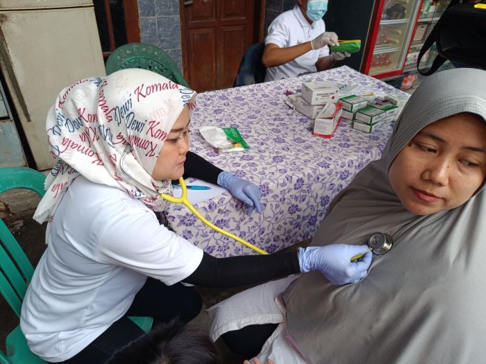 Dampak Polusi Udara, Warga Cilincing Apresiasi Pemeriksaan Kesehatan Gratis dari Kartini Perindo