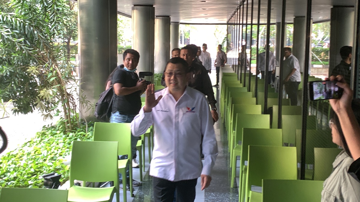 HT, Arsjad, dan Andika Tiba di Markas TPN Jelang Pertemuan Ketum Parpol Pendukung Ganjar 