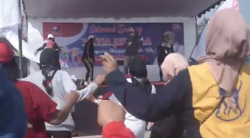 Ikut Senam Zumba Bareng Bacaleg Venna Melinda, Warga Blitar: Partai Perindo Jaya