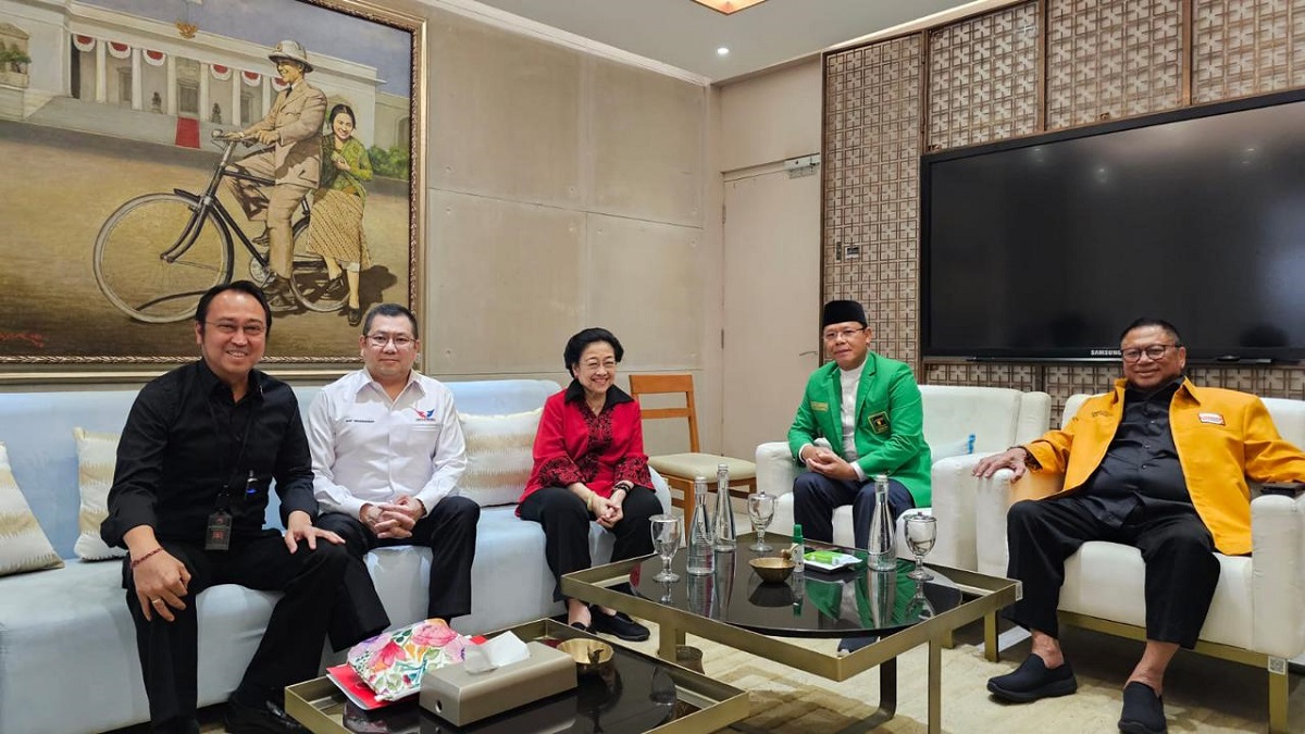 Hary Tanoe hingga Ketum Parpol Pendukung Ganjar Pranowo Tiba di Markas PDIP