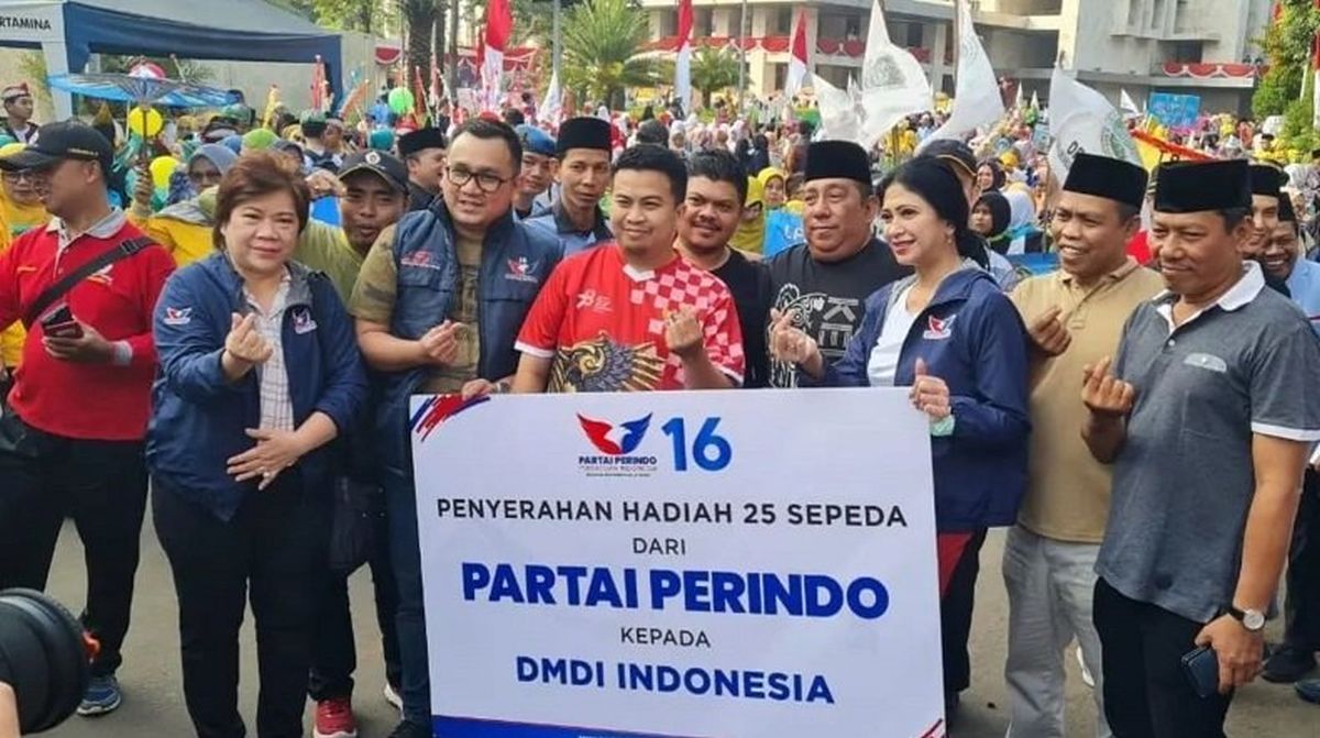 Partai Perindo Serahkan Hadiah 25 Sepeda kepada DMDI Indonesia