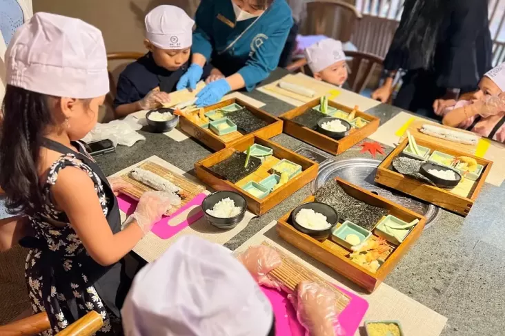 Pemuda Perindo Gelar Acara Memberdayakan Ibu dan Anak, Felicia Lisardi Nikmati Kebersama dengan si Kecil 