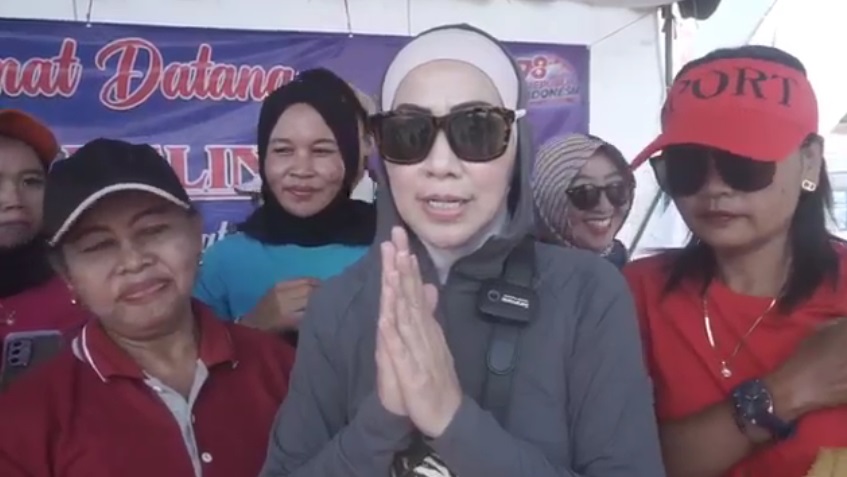Venna Melinda Sosialisasikan KTA Partai Perindo Berasuransi ke Warga Blitar