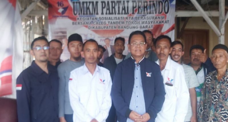 Bacaleg Abdul Khaliq Ahmad Sebar 50 Ribu KTA Berasuransi Perindo di Bandung