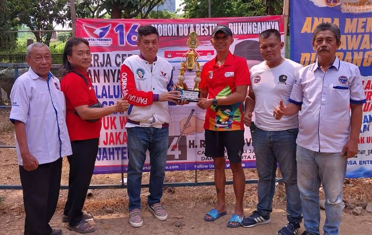Peserta Antusias Ikuti Lomba Burung Berkicau Digelar Bacaleg Partai Perindo di Kemayoran