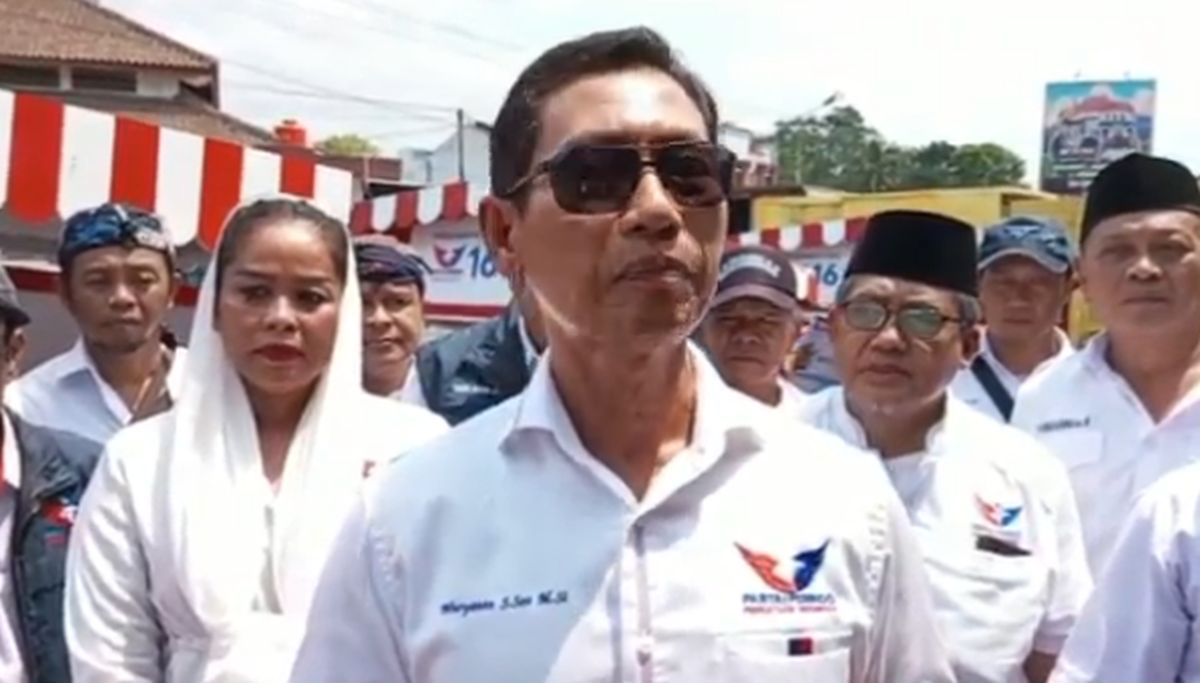 Bagikan Gerobak, Partai Perindo Selalu Berikan Perhatian Lebih ke Pelaku UMKM
