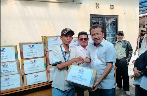 Dapat Bantuan, Warga Korban Kebakaran Kebon Kosong: Semoga Partai Perindo Semakin Besar