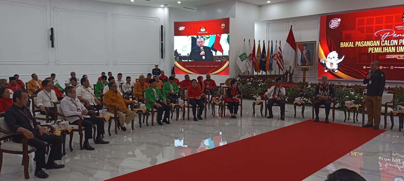 Ganjar dan Mahfud MD Resmi Mendaftar Sebagai Capres-Cawapres untuk Pilpres 2024