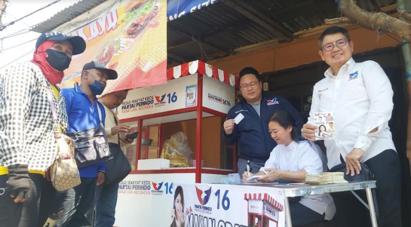 HUT Ke-9 Partai Perindo, DPD Surabaya Gelar Makan Gratis Khas Kota Pahlawan 