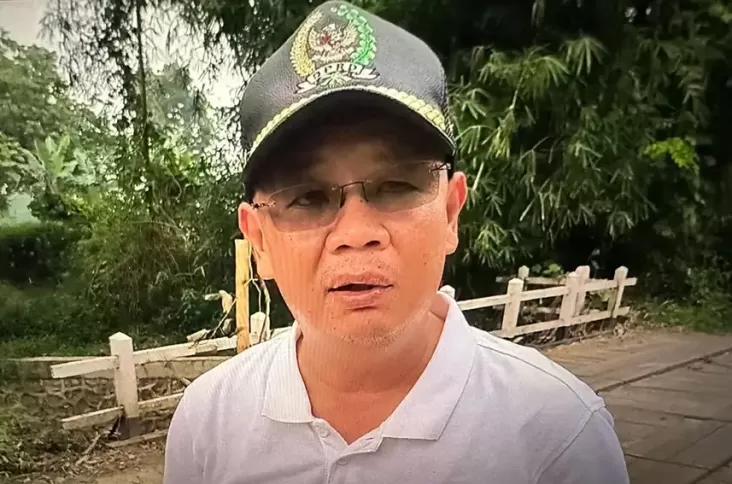Jembatan Robankok Singkawang Nyaris Putus, Bacaleg Partai Perindo Gercep Tinjau Lokasi 