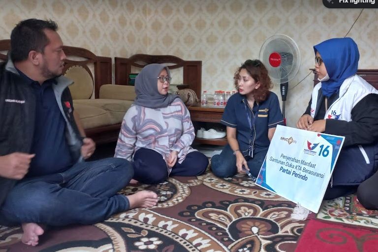 Korban Kecelakaan Terima Asuransi dari KTA Perindo, Keluarga Berterima Kasih