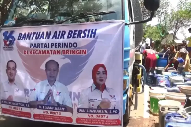 Partai Perindo Salurkan 18 Ribu Liter Air Bersih ke Daerah Krisis Air di Sambirejo Semarang 