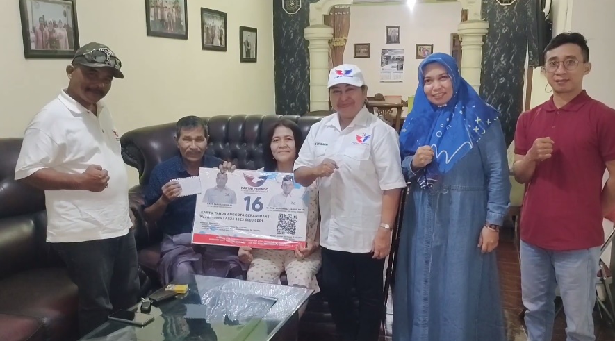 Serahkan Klaim KTA Berasuransi, Ketua RPA Perindo Jeannie Latumahina: Bukti Nyata Partai Perindo