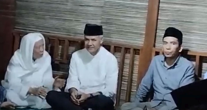 TGB Dampingi Ganjar Pranowo Kunjungi Ponpes di Lombok Tengah
