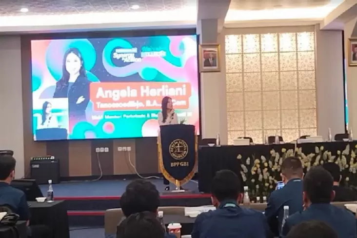 Angela Tanoesoedibjo Harap Indonesia Keluar dari Middle Income Trap, Dorong Generasi Muda Lakukan Hal Positif 