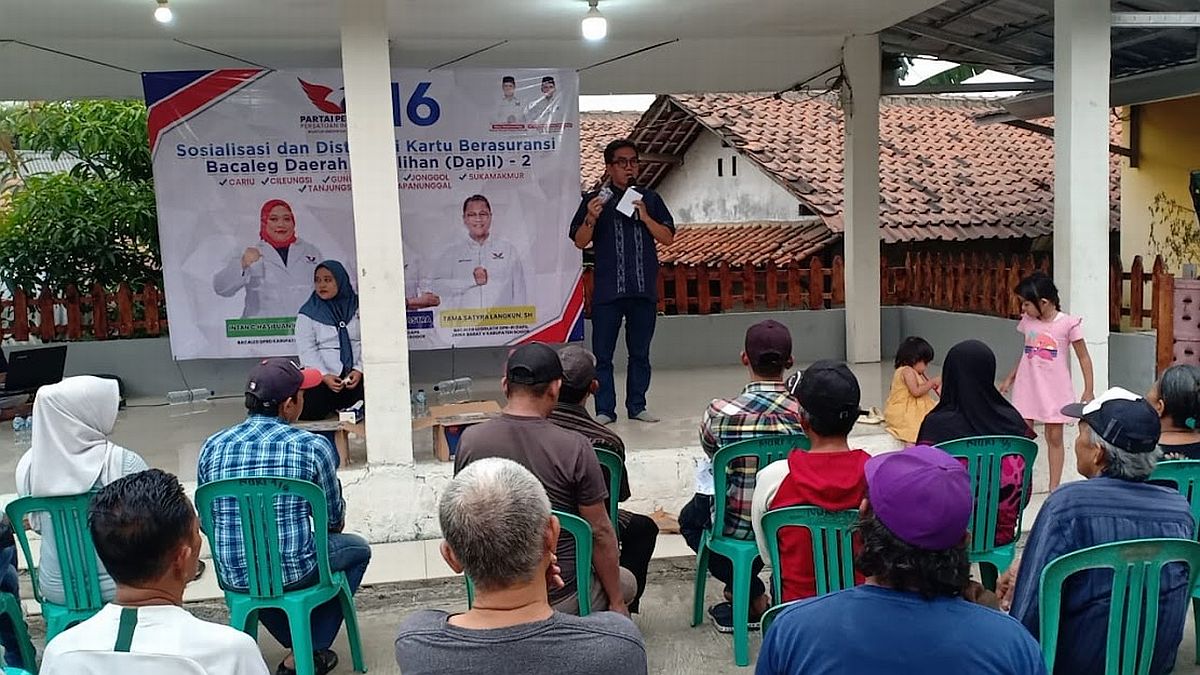 Caleg Partai Perindo Bagikan Ratusan KTA Berasuransi di Gunung Putri